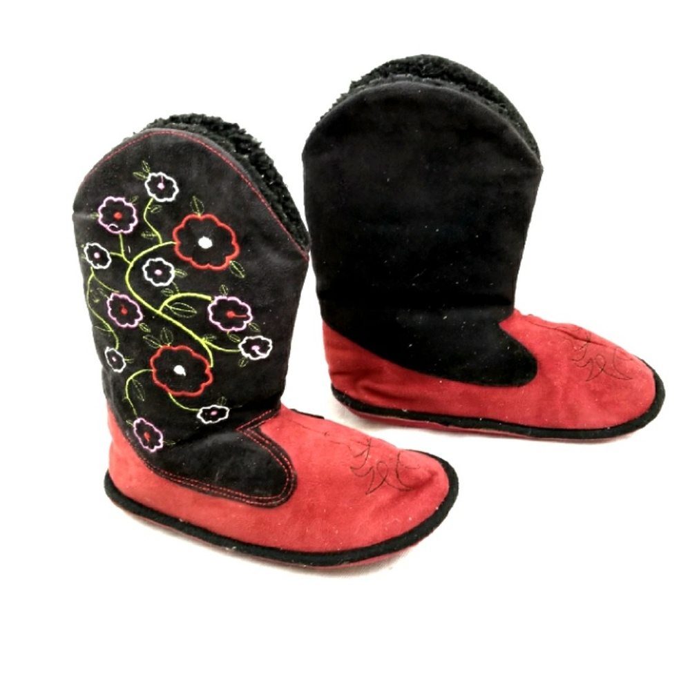 PROMO SALE EMBROIDERED BOOTS SLIPPER M 7/8